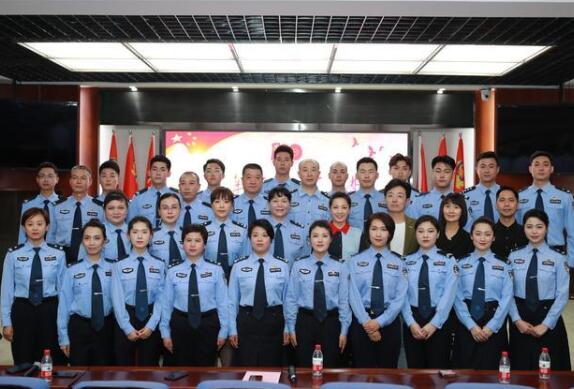 石家庄市交管局举办庆祝建党100周年红色经典诗词诵读比赛